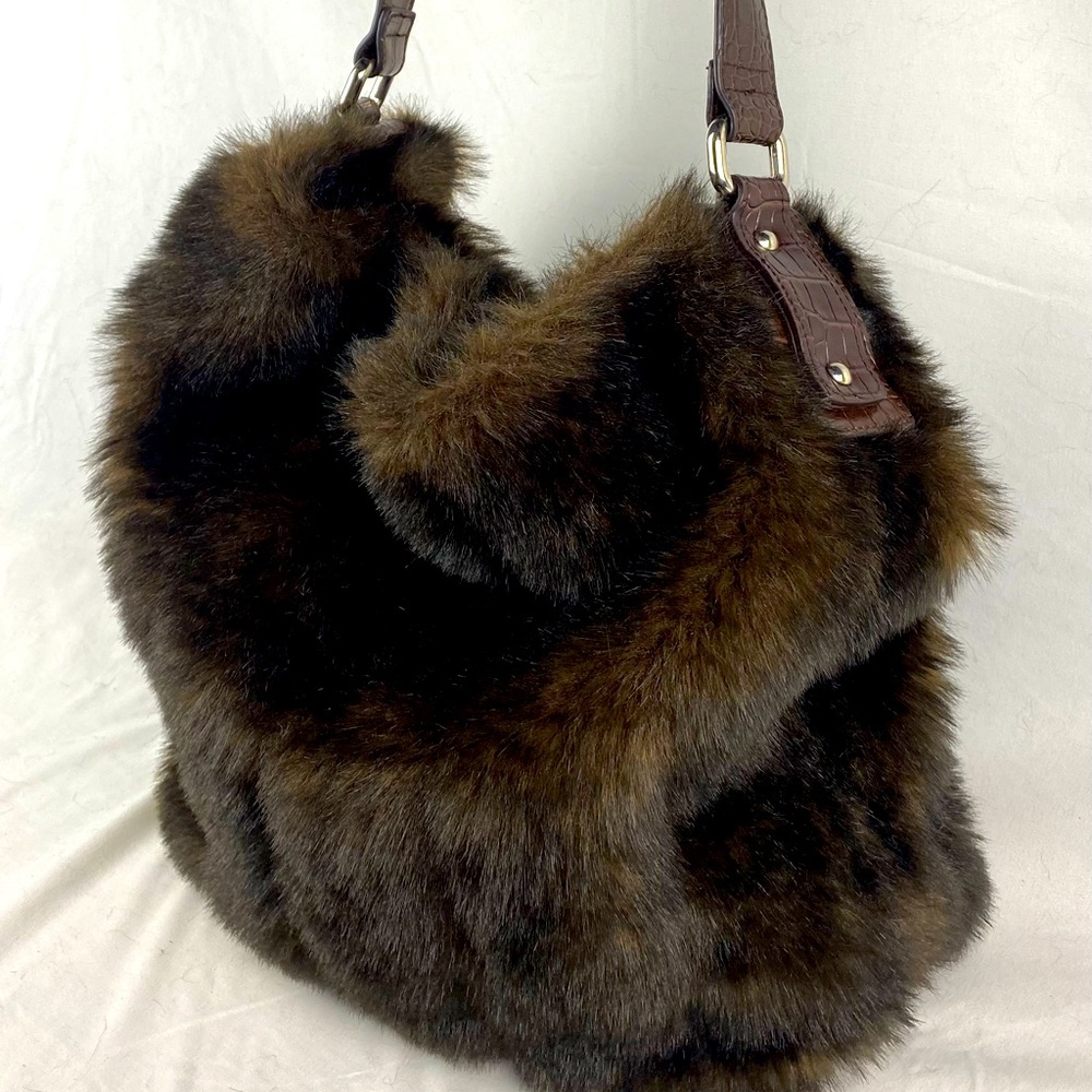 Large Dark Brown Faux Fur Bucket Bag Purse with Single Alligator print strap